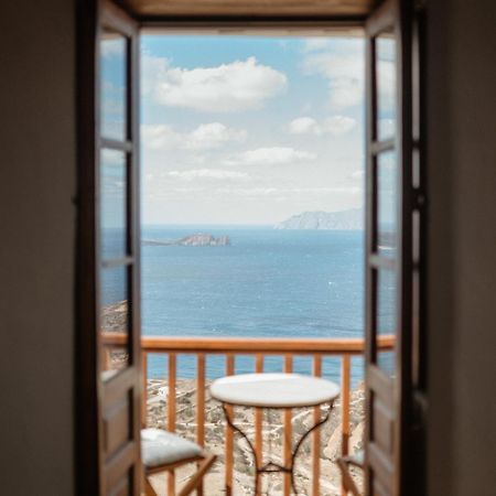 Plaka  Castrum Traditional Sunset Suites المظهر الخارجي الصورة