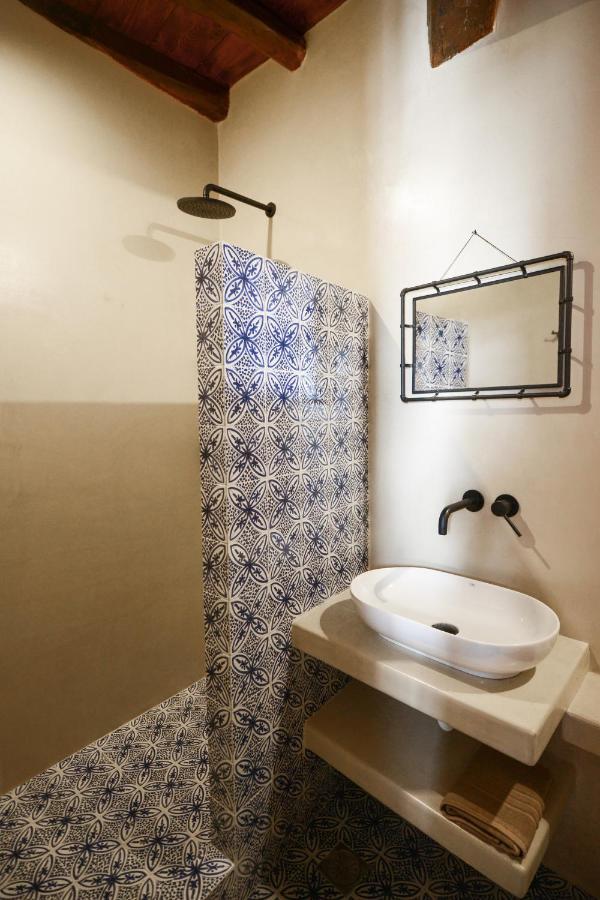 Plaka  Castrum Traditional Sunset Suites المظهر الخارجي الصورة