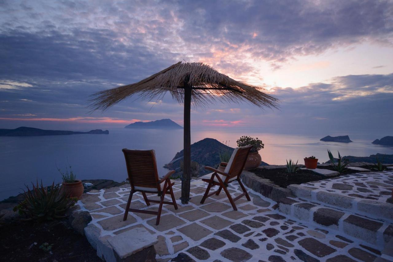 Plaka  Castrum Traditional Sunset Suites المظهر الخارجي الصورة
