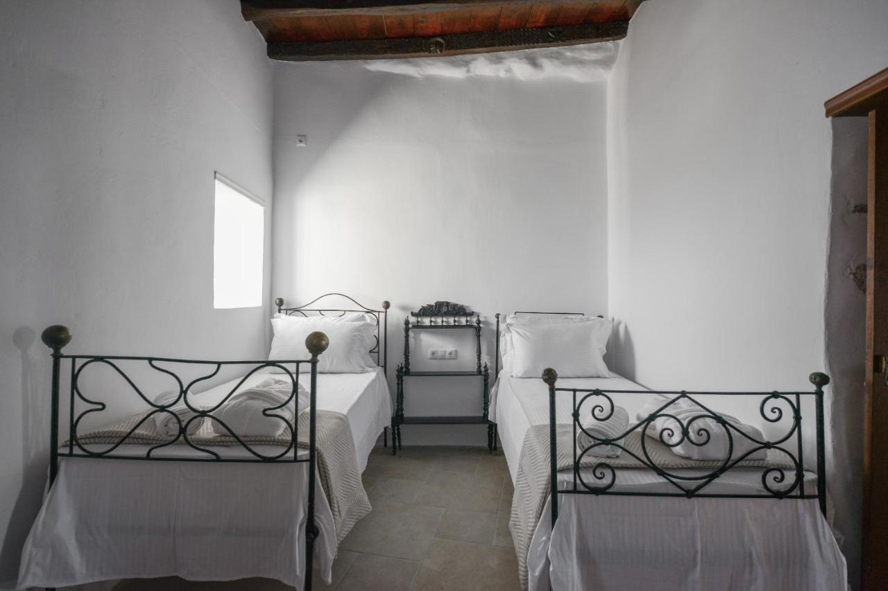 Plaka  Castrum Traditional Sunset Suites المظهر الخارجي الصورة