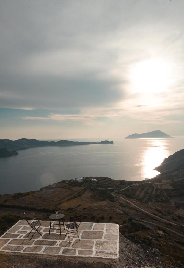Plaka  Castrum Traditional Sunset Suites المظهر الخارجي الصورة