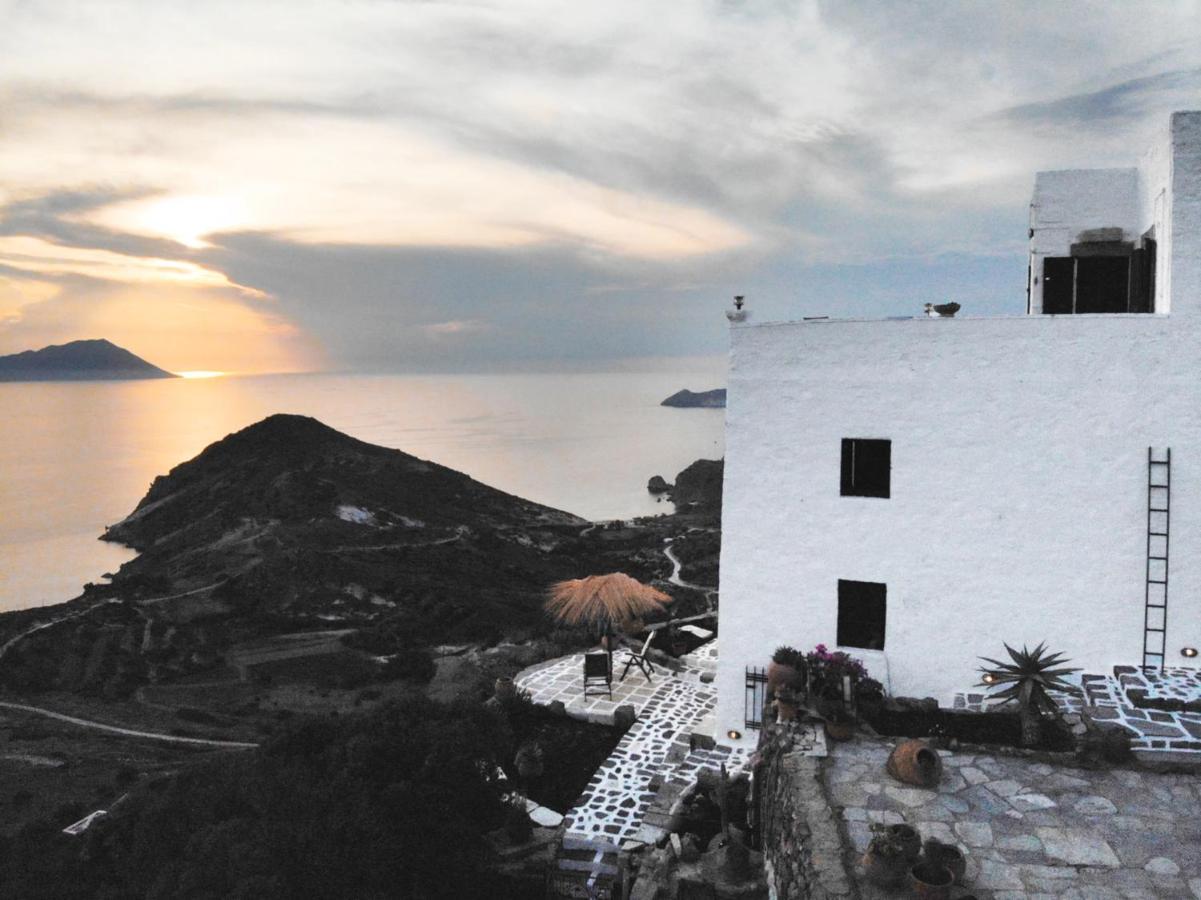 Plaka  Castrum Traditional Sunset Suites المظهر الخارجي الصورة
