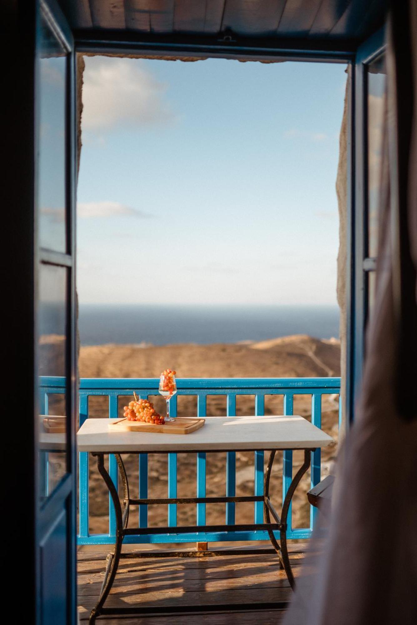 Plaka  Castrum Traditional Sunset Suites المظهر الخارجي الصورة