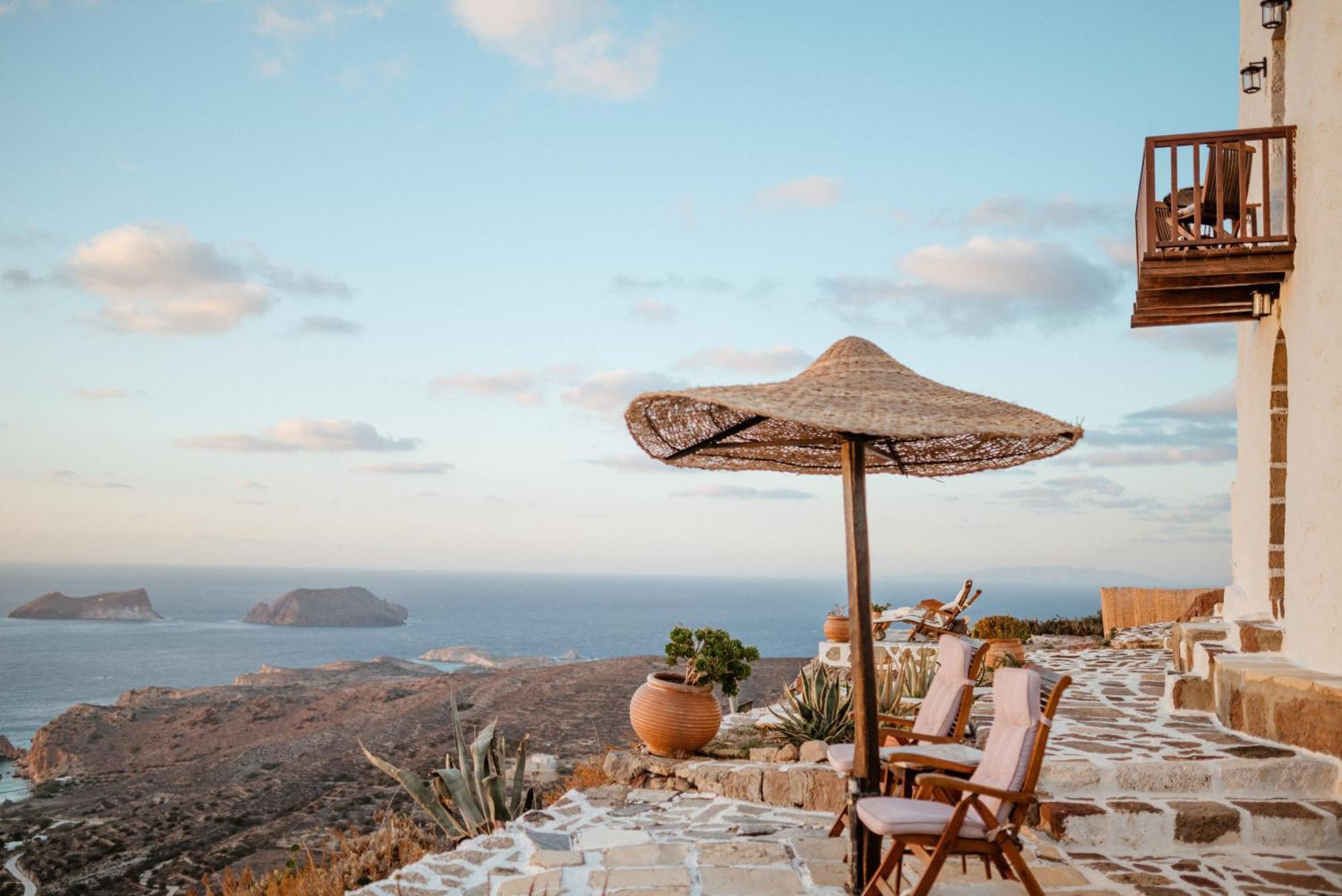Plaka  Castrum Traditional Sunset Suites المظهر الخارجي الصورة
